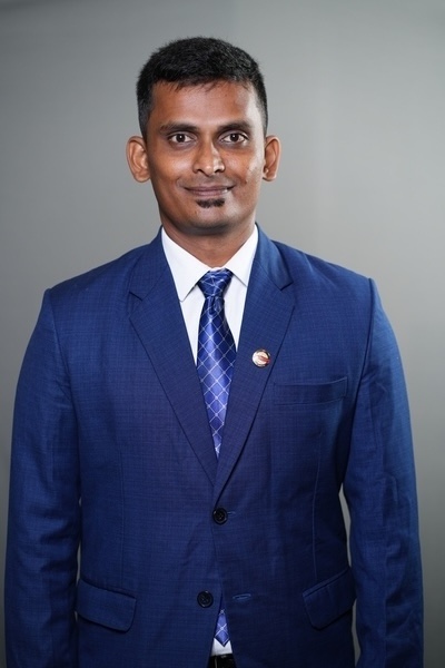 Varatharajan V