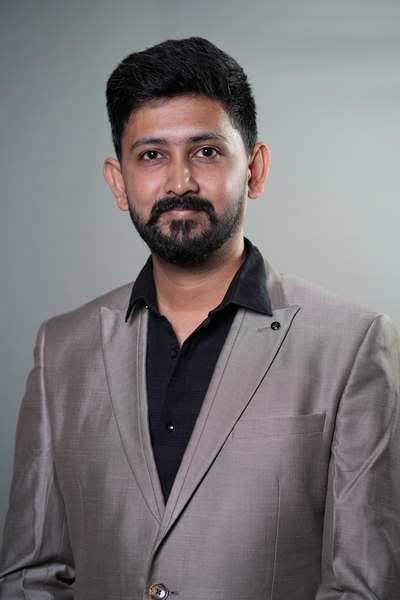 Manikandan G